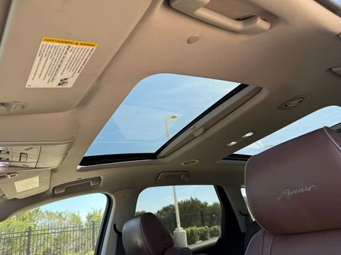 Used 2020 Buick Enclave Avenir w/ Avenir Technology Package image 14