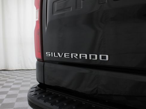 Used 2021 Chevrolet Silverado 1500 Custom image 23