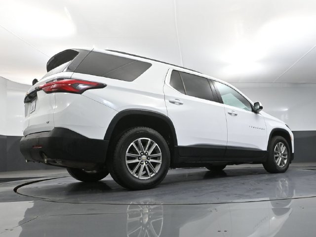 Used 2023 Chevrolet Traverse LT AWD/4WD image 47