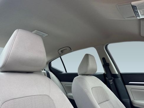 Used 2023 Nissan Altima 2.5 SV image 25