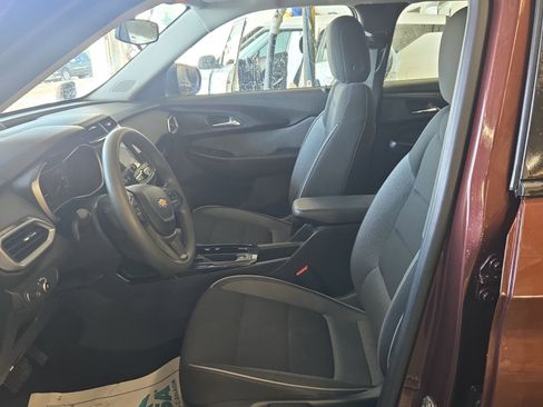 Used 2022 Chevrolet TrailBlazer LS AWD/4WD image 11