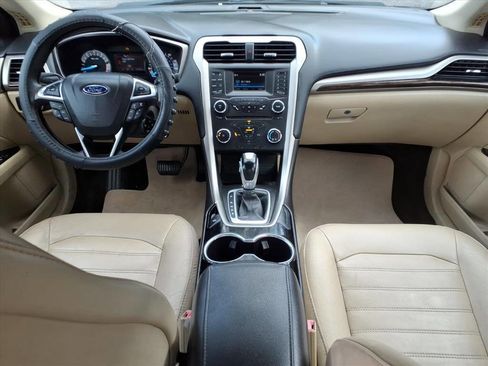 Used 2015 Ford Fusion SE w/ Equipment Group 202A image 12