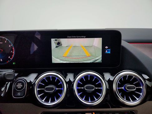 Certified 2023 Mercedes-Benz GLA 250 4MATIC w/ Premium Package image 19