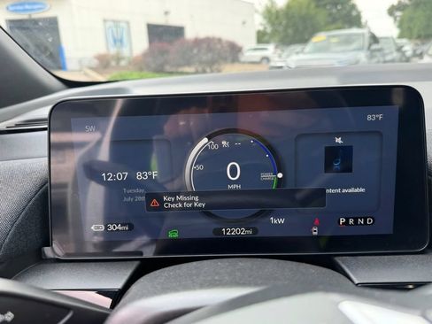 Used 2024 Honda Prologue EX image 19