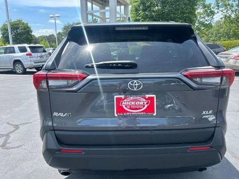 Used 2024 Toyota RAV4 XLE AWD/4WD image 8