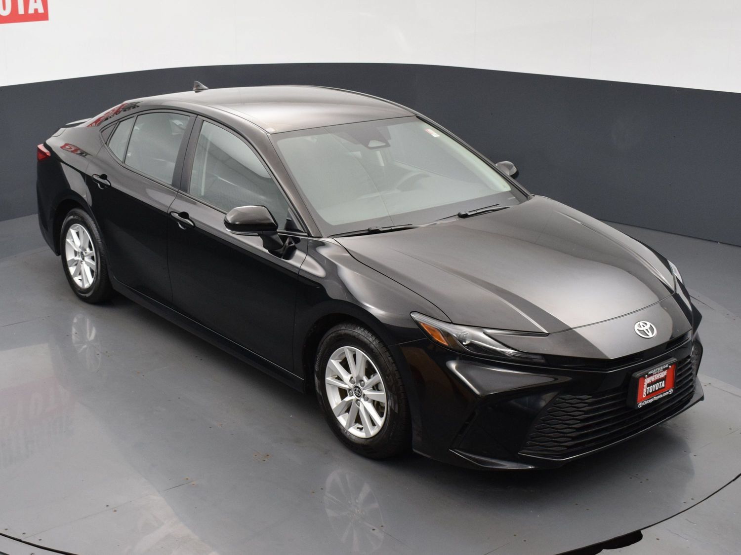 Used 2025 Toyota Camry LE FWD image 22