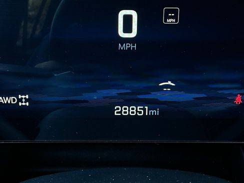 Used 2025 Chevrolet Equinox LT image 37