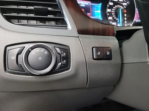 Used 2014 Ford Edge Limited image 23