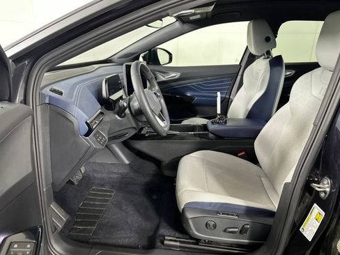 Used 2024 Volkswagen ID.4 Pro S image 11