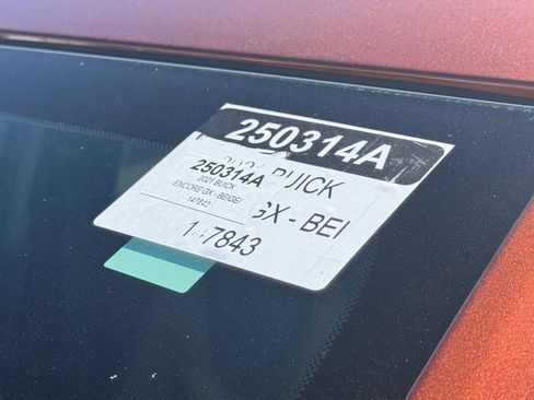 Used 2021 Buick Encore GX Essence w/ Advanced Technology Package image 31