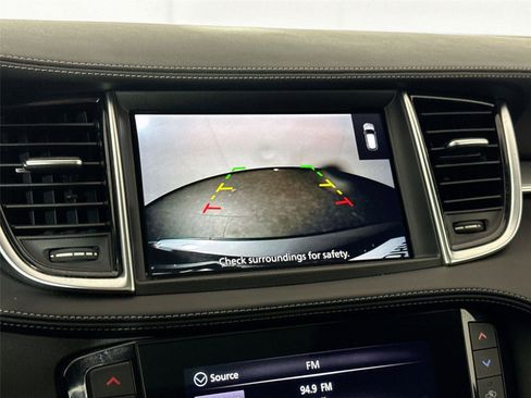 Used 2021 INFINITI QX50 Luxe w/ Appearance Package AWD/4WD image 23