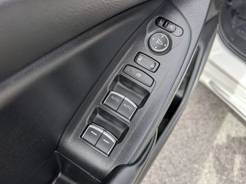 Used 2018 Honda Accord Touring image 14