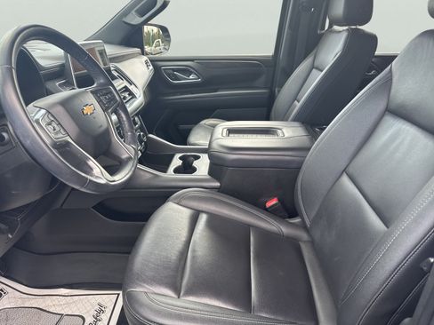 Used 2022 Chevrolet Suburban LT AWD/4WD image 10