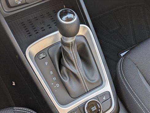 New 2026 Hyundai Venue SEL image 13