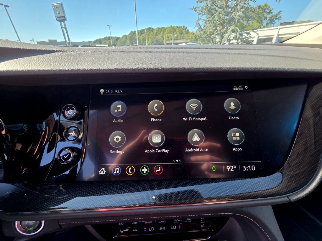 Used 2023 Buick Envision Essence FWD image 21