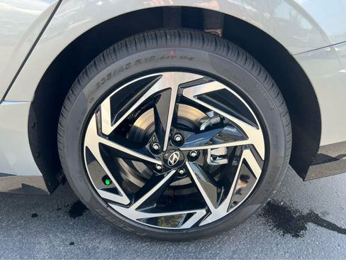 New 2026 Hyundai Sonata SEL AWD/4WD image 14