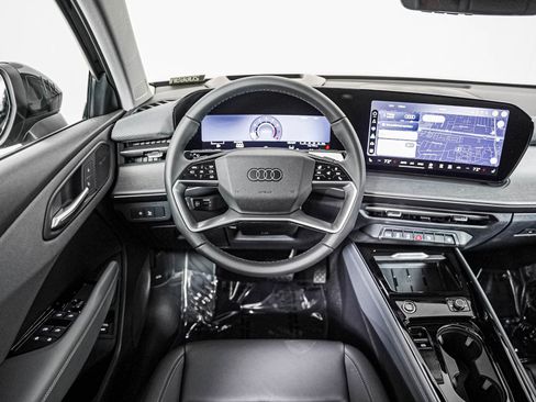 New 2026 Audi Q3 quattro 2.0T AWD/4WD image 14
