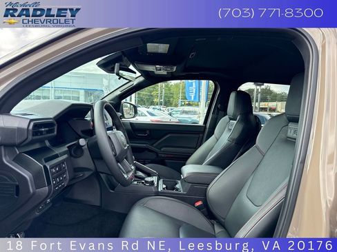 Used 2025 Toyota Tacoma TRD Pro image 23