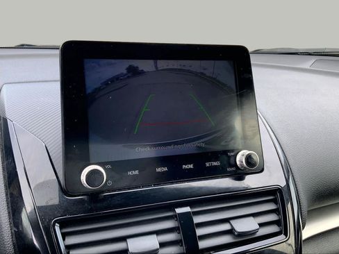 Used 2022 Mitsubishi Eclipse Cross LE FWD image 29
