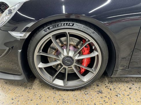 Used 2015 Porsche 911 GT3 image 6