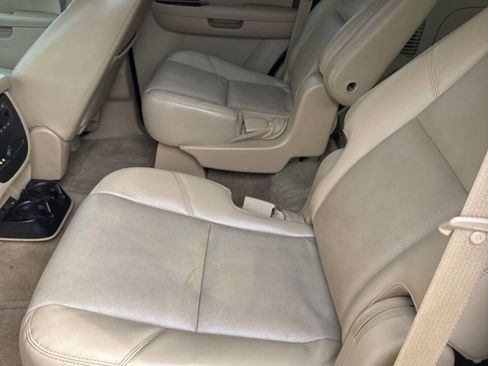 Used 2013 Chevrolet Tahoe LTZ image 8