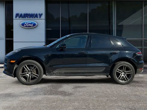 Used 2019 Porsche Macan AWD/4WD image 7