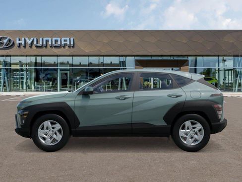 Used 2026 Hyundai Kona SE FWD image 3