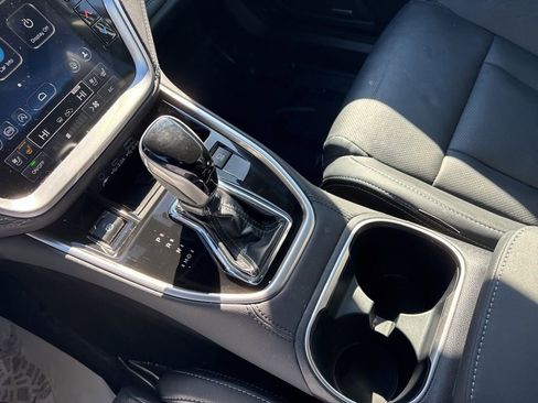 Certified 2023 Subaru Outback Touring XT image 18