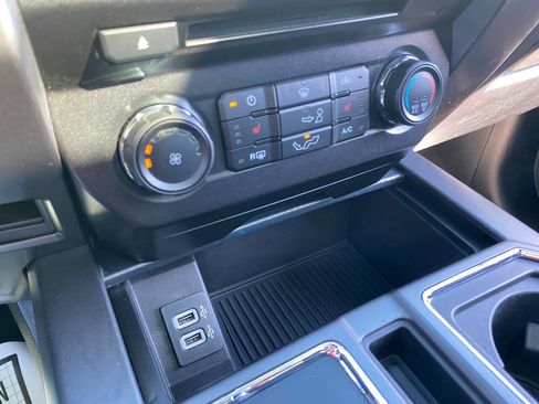 Used 2018 Ford F150 XLT w/ Equipment Group 302A Luxury image 17