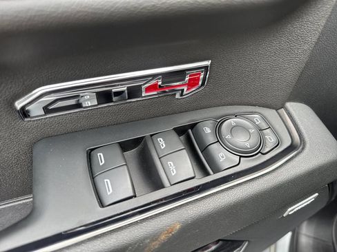 Used 2023 GMC Sierra 1500 AT4 w/ AT4 Premium Package AWD/4WD image 24