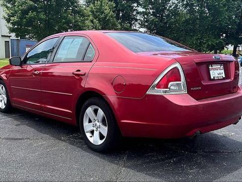 Used 2006 Ford Fusion SE FWD image 3