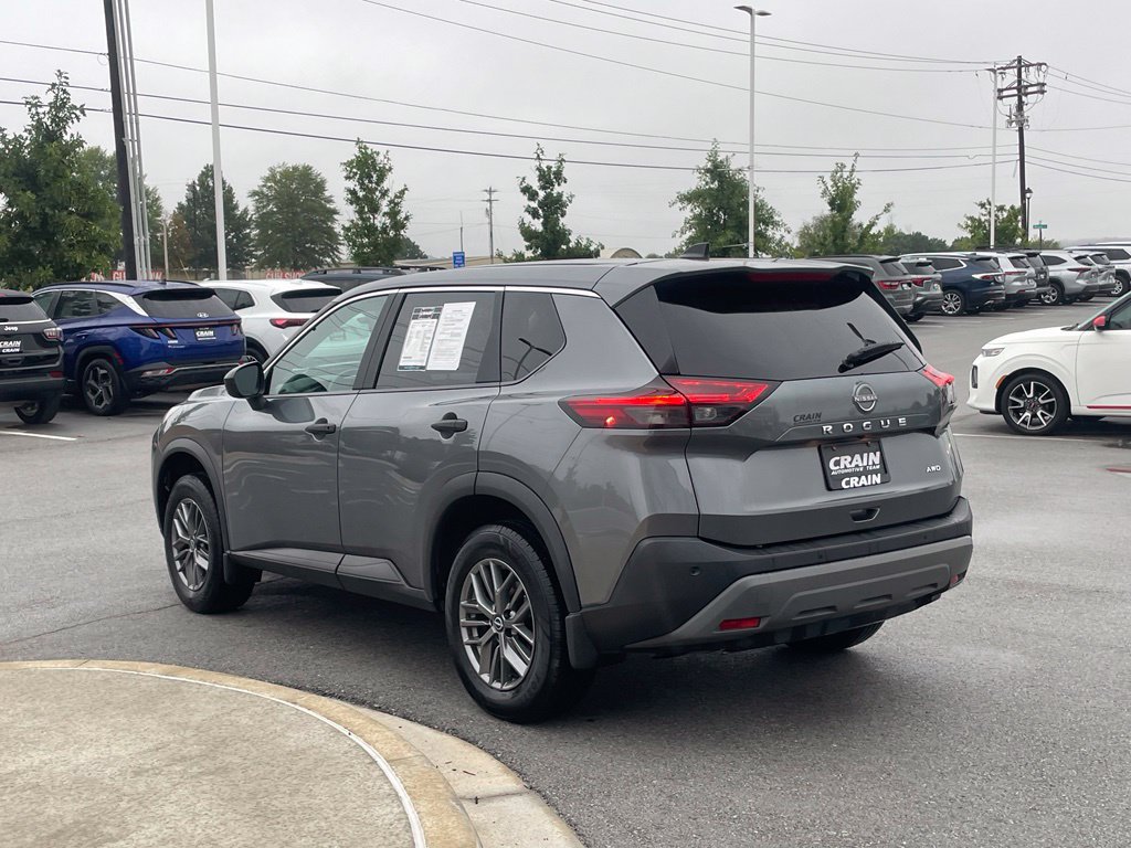 Used 2023 Nissan Rogue S AWD/4WD image 5