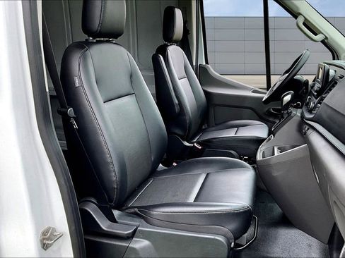 New 2024 Ford Transit 250 148 Medium Roof w/ Exterior Upgrade Package RWD image 11