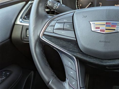 Used 2023 Cadillac XT5 Premium Luxury image 19