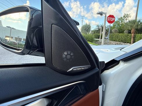 Used 2025 BMW M4 xDrive Competition AWD/4WD image 17