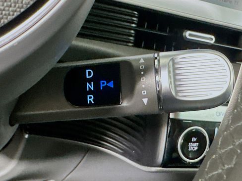 Used 2024 Hyundai Ioniq 5 SEL image 25