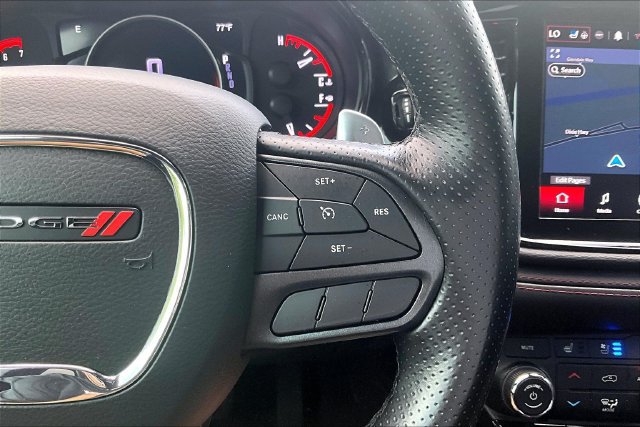 Used 2021 Dodge Durango R/T w/ Blacktop Package RWD image 17
