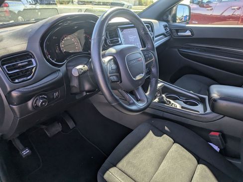 Used 2021 Dodge Durango SXT image 9