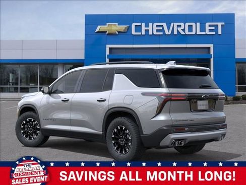 New 2026 Chevrolet Traverse Z71 w/ Enhanced Driving Package image 3