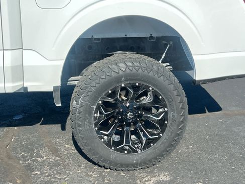 Used 2023 Ford F150 XLT image 46