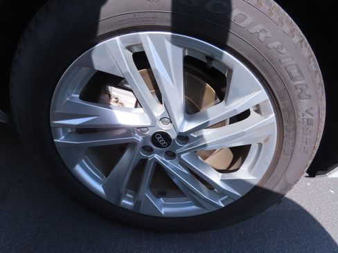 Used 2021 Audi Q7 3.0T Premium Plus AWD/4WD image 16