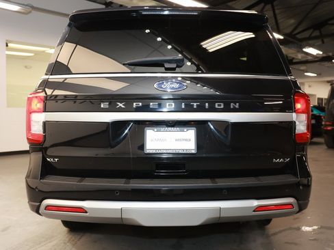 Used 2024 Ford Expedition Max XLT image 6