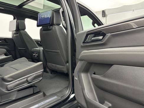 New 2026 GMC Yukon XL Elevation w/ Elevation Premium Package AWD/4WD image 41