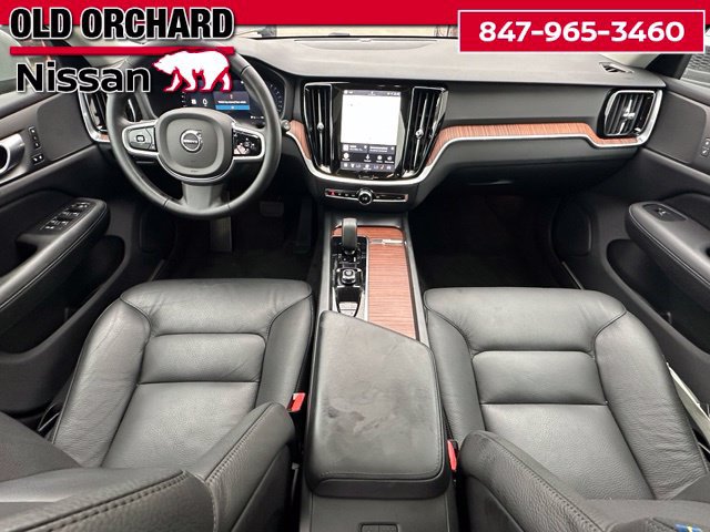 Used 2025 Volvo V60 B5 Cross Country Plus AWD/4WD image 16