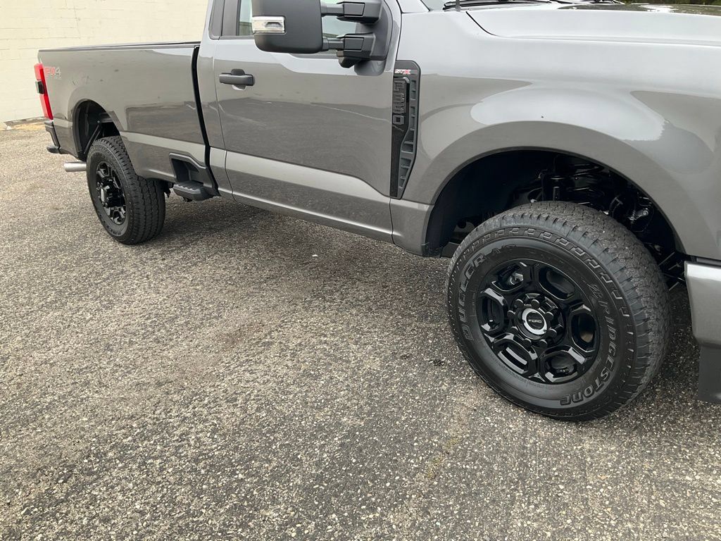 New 2025 Ford F350 XL w/ STX Appearance Package AWD/4WD image 15