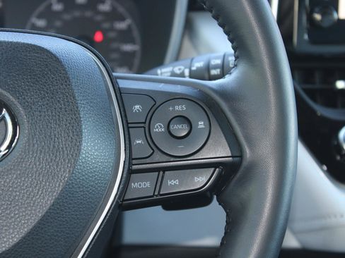 Used 2023 Toyota Corolla SE image 25