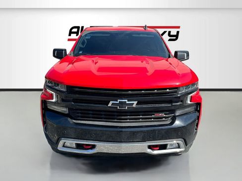 Used 2021 Chevrolet Silverado 1500 LT Trail Boss w/ Convenience Package II AWD/4WD image 2