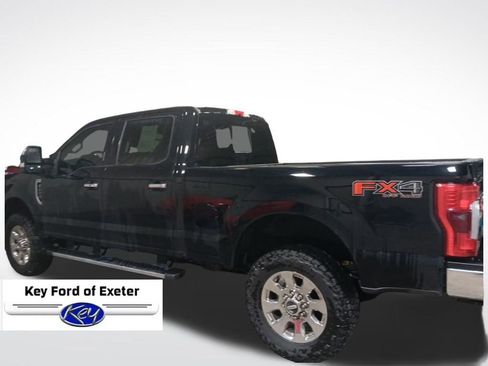 Used 2017 Ford F250 Lariat w/ Lariat Ultimate Package image 10