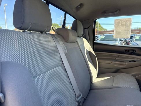 Used 2012 Toyota Tacoma 4x4 Double Cab image 16