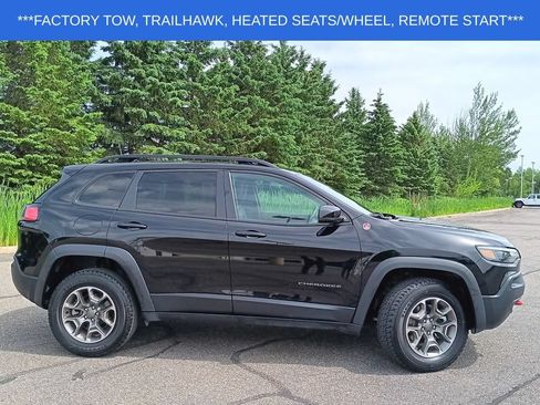 Used 2022 Jeep Cherokee Trailhawk w/ Trailer Tow Group AWD/4WD image 18